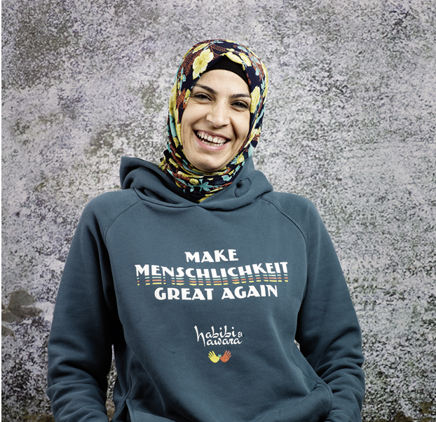 Das Habibi & Hawara - hier mit dem Slogan 'Make Menschlichkeit Great Again' - stellt einen der Veranstaltungsorte für die Wiener Woche der Würde © Markus Thums