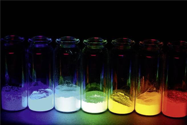 Die Markierung der Baumwolle ist so individuell wie ein genetischer Fingerabdruck. Ist der Rohstoff einmal mit dem Pulver versehen, kann durch Auslesen der Markierung jeder Produktionsschritt in Echtzeit mitverfolgt werden. © Tailorlux