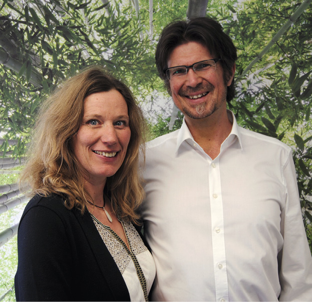 Susanne und Hermann Oswald sorgten 1996 für eine grüne Revolution in der Versorgung von Großküchen. Mit ihrem Fachgroßhandel EPOS liefern sie ein Vollsortiment an Bio-Lebensmitteln zum vernünftigen Preis. © EPOS