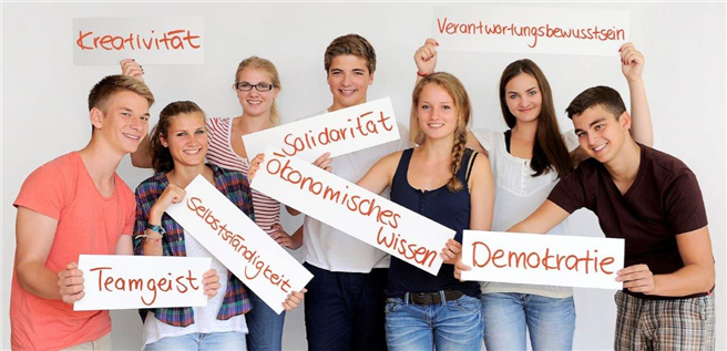 In Schülergenossenschaften erwerben Jugendliche wichtige Schlüsselkompetenzen © Genossenschaftsverband