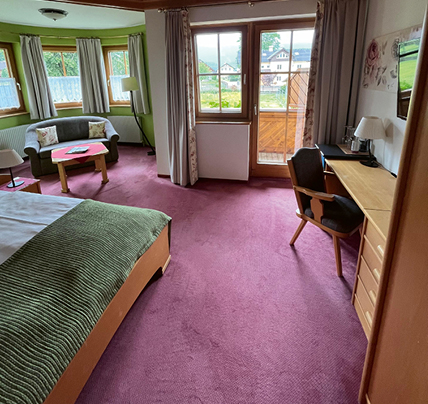 Vorher ein konventionelles und altbackenes Hotelzimmer © Hotel Kogler