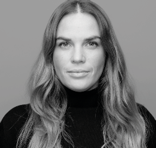 Nici Rieger ist Strategy Consultant bei diffferent und hat das Bündnis für Klimapositives Verhalten e.V. sowie die Marketing for Future Awards von der Idee bis zur Umsetzung begleitet. © Marketing For Future