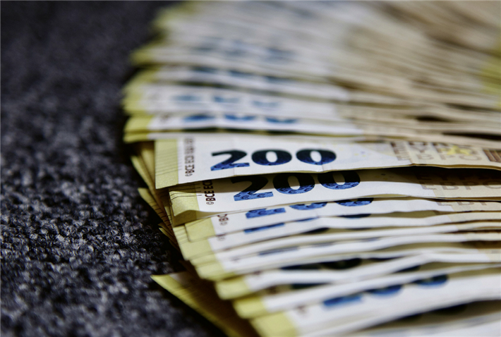 &copy; Stock Birken auf Unsplash