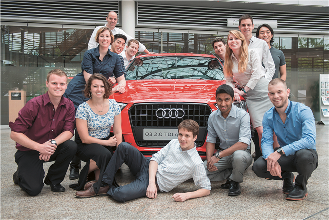 Studenten bei Audi © Audi AG