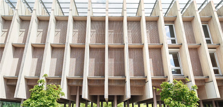 Vom Maschinenpark über den Produktionsablauf bis zum Betriebsgebäude: Energieeffizienz ist gefragt. © dieUmweltDruckerei