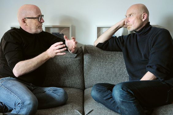 Zukunftsforscher Stephan Rammler (r.) im Gespräch mit dem Journalisten Eckard Christiani über drängende Zukunftsfragen. &copy; Eckhard Christiani