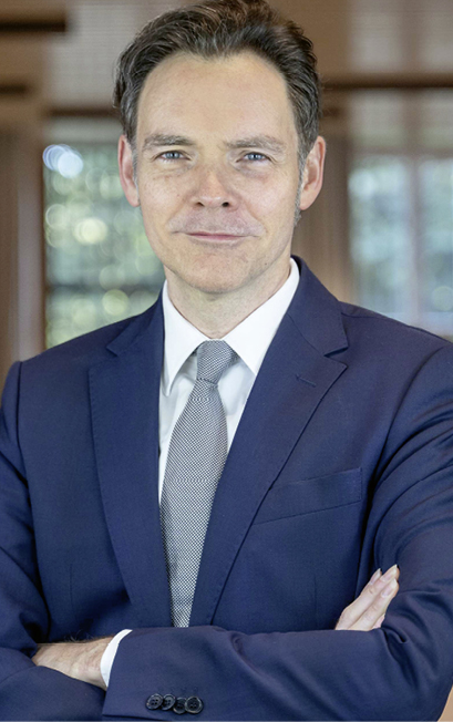 Prof. Dr. Martin Schmidt ist Professor für Internationale Rechnungslegung und Wirtschaftsprüfung und beschäftigt sich insbesondere mit der Rolle von Nachhaltigkeit in der Unternehmensberichterstattung. &copy; WFP/Evelyn Fey