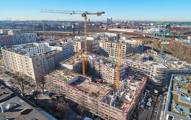 Mitte Altona gehört zu den größten Stadtentwicklungsprojekten Hamburgs: Auf einem ehemaligen Eisenbahngelände entstehen rund 3.500 neue Wohnungen sowie Gewerbeflächen, Kitas und eine Schule mitten im zentralen Stadtteil Altona. © BVE eG 