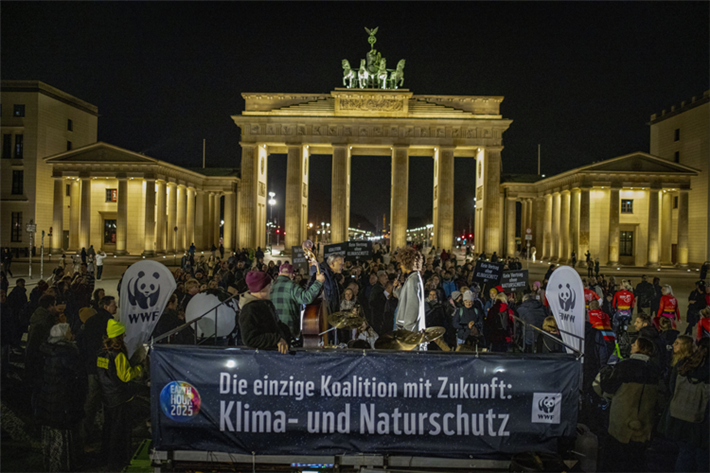 Earth Hour 2025 in Berlin &copy; Katrin Tschirner, WWF