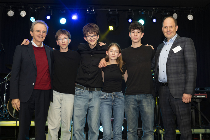 Der Sieger der 6. Runde des Song Contest 