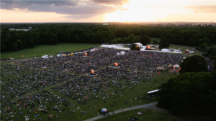 58.000 Besucherinnen und Besucher sind zu Klassik airleben 2026 ins Leipziger Rosental gekommen. &copy; Porsche AG