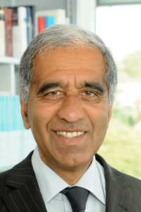 Prof. Dr. Mojib Latif .