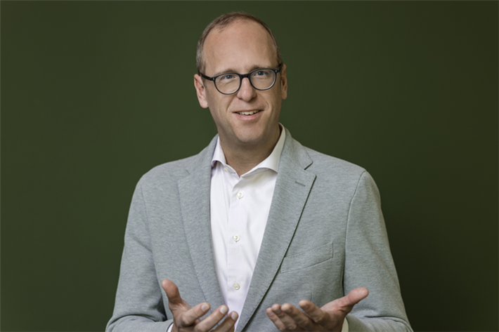 Dr. Oliver Pfeil, CEO von ÖKOWORLD &copy; ÖKOWORLD/Rolfes