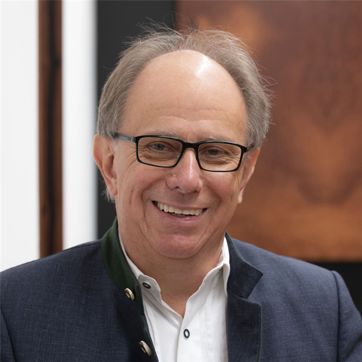 Werner Furtner ist zertifizierter Berater der Gemeinwohl-Ökonomie und begleitet sowohl Unternehmen als auch Kommunen auf diesem Weg.&copy; Esther Bauer Markenfotografie