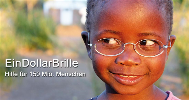 Mehr als 150 Millionen Menschen auf der Welt bräuchten eine Brille, können sich aber keine leisten. Kinder können nicht lernen, Eltern können nicht arbeiten und für ihre Familien sorgen. Die EinDollarBrille besteht aus einem leichten, flexiblen Federstahlrahmen. Sie wird von den Menschen vor Ort selbst hergestellt und verkauft. Die Materialkosten: rund 1 US-Dollar. © OneDollarGlasses