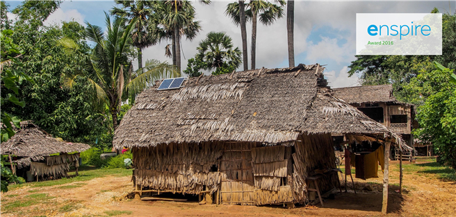 Gewinnerprojekt des Enspire-Awards 2015: Solare Ausstattung des Solardorfs Chbar Chros (Kambodscha) Quelle: Stiftung Solarenergie 