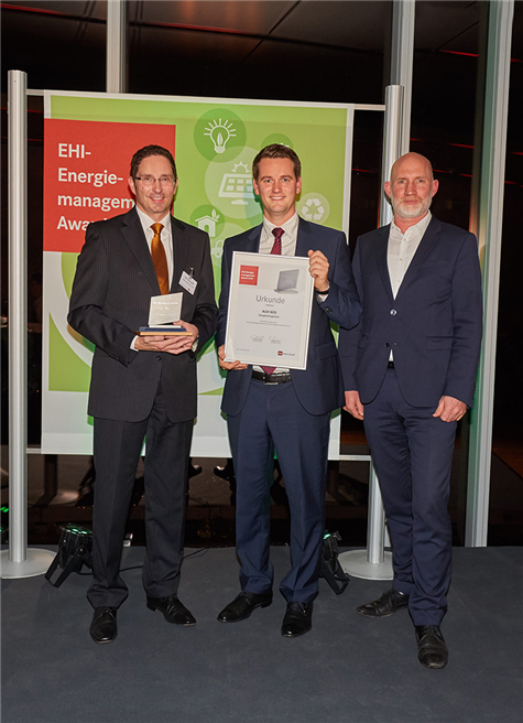 Die Unternehmensgruppe ALDI SÜD wurde am 15.11.2016 für ihr Konzept zur Energieeinsparung mit dem EHI-Energiemanagement Award 2016 (EMA) ausgezeichnet. © Axel Schulten