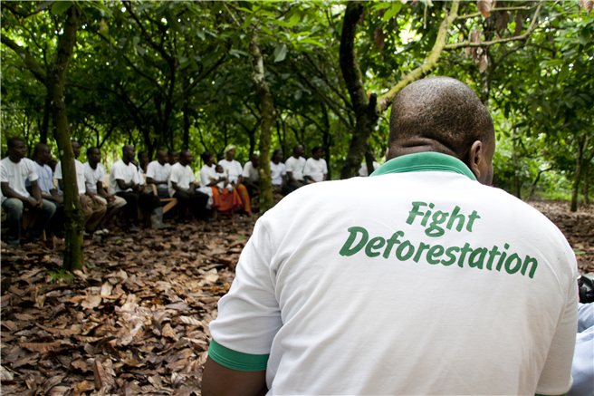 Eine Schulung der Rainforest Alliance für Kakaofarmer in Ghana. (c) Rainforest Alliance