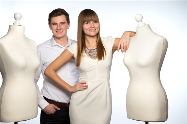 Das Startup der zwei Studenten stellt für seine Kunden gleich ganze Outfits zusammen © Second Life Fashion