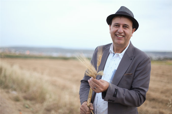 Der Direktor des Canaan Fair Trade aus Palästina, Nasser Abufarha wird für seine Pionierleistung im Öko-Landbau und Fairen Handel im Nahen Osten geehrt. © Naturland