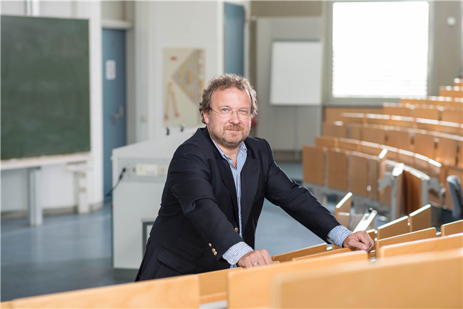 'Effizienz lohnt sich': Netzwerk-Moderator Prof. Dr. Ulrich Nissen von der Hochschule Niederrhein. © privat/ Fotograf: Roman Bracht 