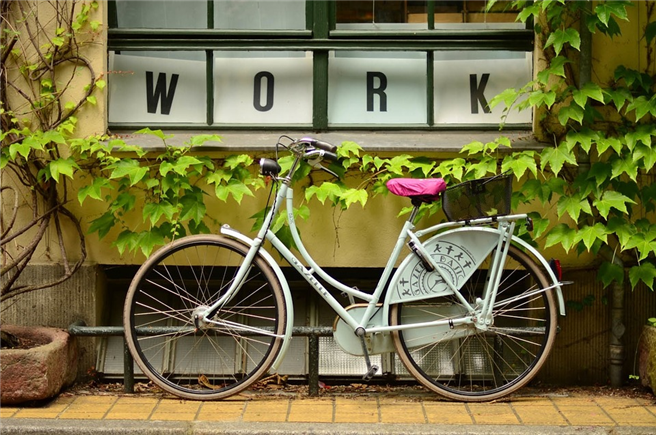 Dienstrad statt Dienstwagen - eine Möglichkeit für Unternehmen, die Mobilitätswende zu unterstützen. © Free-Photos, pixabay