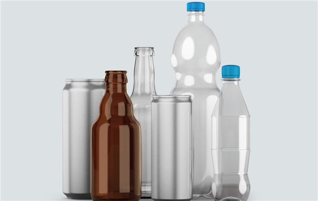 Die Studie untersucht bisherige Ökobilanzen bepfandeter Mehrweg- und Einweggetränkeverpackungen. © Bund Getränkeverpackungen der Zukunft GbR