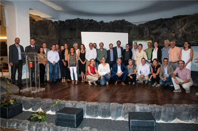 Vertreter aller Projektpartner bei der Auftaktveranstaltung im Monumento al Campesino auf Lanzarote. © Futouris e.V.