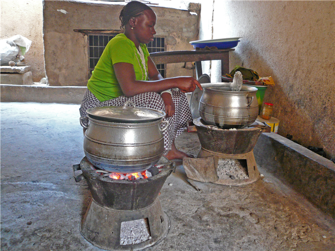 E.ON unterstützt den Bau klimaneutraler Kochöfen in Mali. © E.ON Energie Deutschland GmbH