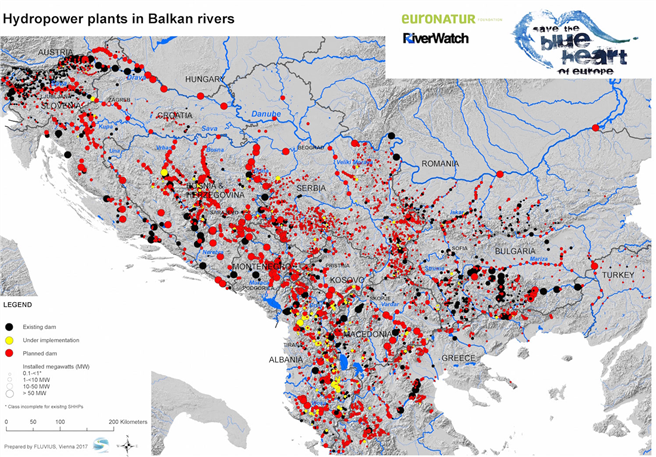 Rund 3.000 Wasserkraftwerke sind auf der Balkanhalbinsel geplant. Ihr Bau würde das 'Blaue Herz Europas' zerstören. © Riverwatch / EuroNatur