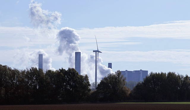 Das Britische Parlament beschließt, die CO2-Emissionen drastisch zu reduzieren. © pixel2013, pixabay.com