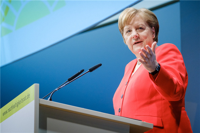 Ein Plädoyer für nachhaltiges Handeln durch Angela Merkel . © RNE (2019)