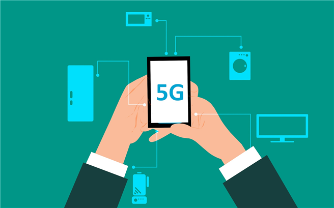 Jörn Gutbier, Vorsitzender von diagnose:funk fordert 'Bis heute liegt keine Technikfolgenabschätzung für die jetzt versteigerte 5G-Mobilfunkstrahlung vor, das muss sich schleunigst ändern!' © Mohamed Hassan, pixabay.com 