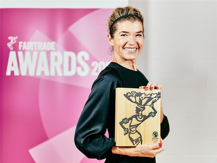 Pressefoto: Anke Engelke mit Fairtrade Award © Tobias Thiele 