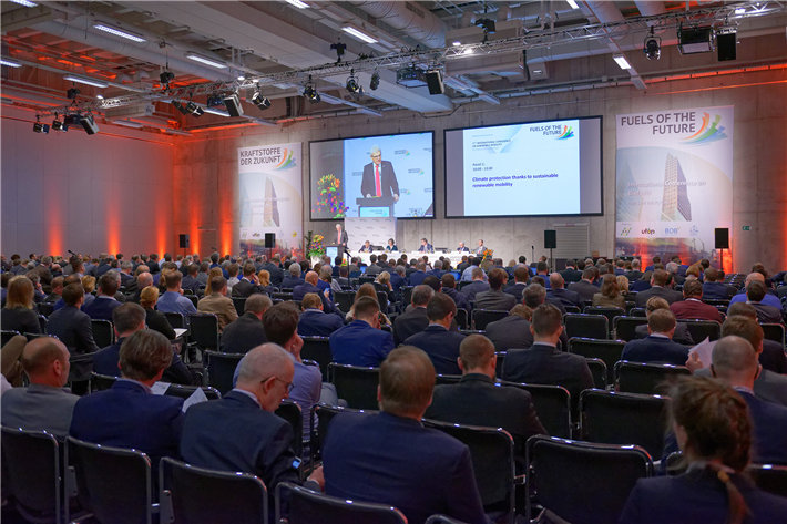 Der Fachkongress 'Kraftstoffe der Zukunft' 2020 - 2021 findet die Veranstaltung zum ersten Mal digital statt. © Bundesverband Bioenergie