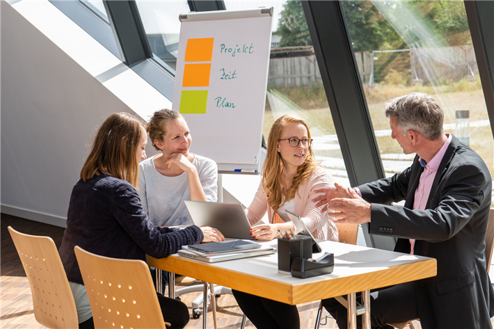 Was macht den MBA Sustainability Management aus? Informationen erhalten beim Infotag der Leuphana Professional School © Leuphana Universität Lüneburg