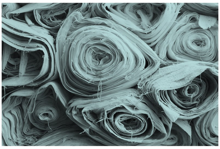 Das Projekt 'Transform Textile Waste into Feedstock' soll künftig hochwertige Rohstoffe aus nicht tragbaren Textilabfällen in großem Umfang verfügbar machen. Geleitet wird das im Rahmen der ReHubs-Initiative aufgesetzte Projekt von TEXAID und namhaften Stakeholdern der textilen Wertschöpfungskette. © TEXAID