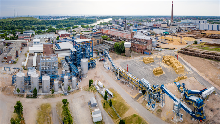 Die neue Strohzellstoff-Fabrik in Mannheim erstreckt sich auf einer Fläche von insgesamt 8.000 Quadratmeter über mehrere Gebäude. © Essity