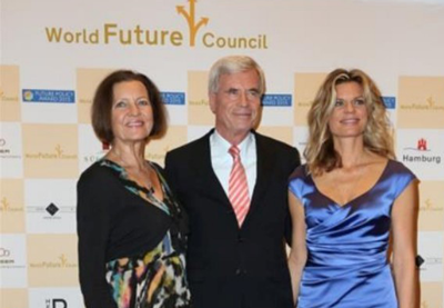 Dr. Michael Otto mit seiner Ehefrau Christl und Tochter Janina Özen-Otto auf einer Veranstaltung des WFC. © WFC