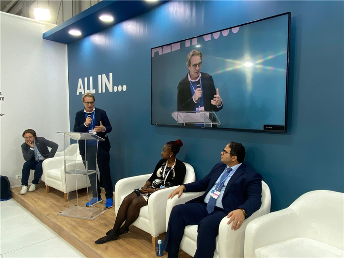 NOW's Walter Link and Merijn Dols speak at COP27 about the potential for a new economic mainstream. © Renske van Grinsven