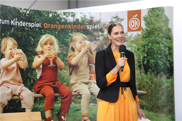 Eröffnungsrede der Einweihungsfeier von Frau Verena Carney, Geschäftsführerin von Orangenkinder © Orangenkinder