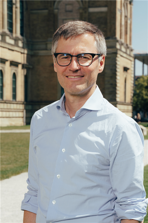 Dr. Jörg Überla, Co-Gründer und CEO 42watt © OBI
