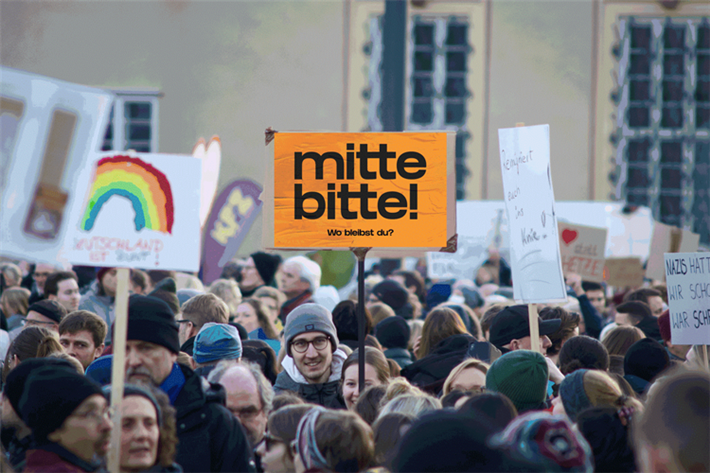 Die Initiative MitteBitte wird bald auch verstärkt auf Demonstrationen sichtbar sein. © Privat 