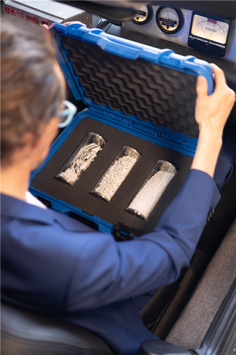 Die HolyPoly Time Machine lädt Messebesucher zur Zeitreise ins Jahr 2035 ein. Der Ausflug in die Zukunft ist für Fachleute konzipiert, die sich in ihren Unternehmen sowohl praktisch als auch strategisch mit Fragen des Rezyklat-Einsatzes befassen. © HolyPoly