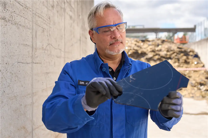 Der Technologiekonzern SCHOTT hat einen mehrwöchigen Großversuch mit 50 Tonnen Glaskeramikscherben erfolgreich durchgeführt und damit gezeigt, dass das Recycling von Glaskeramikscherben möglich ist. © SCHOTT/ O. Rüther 