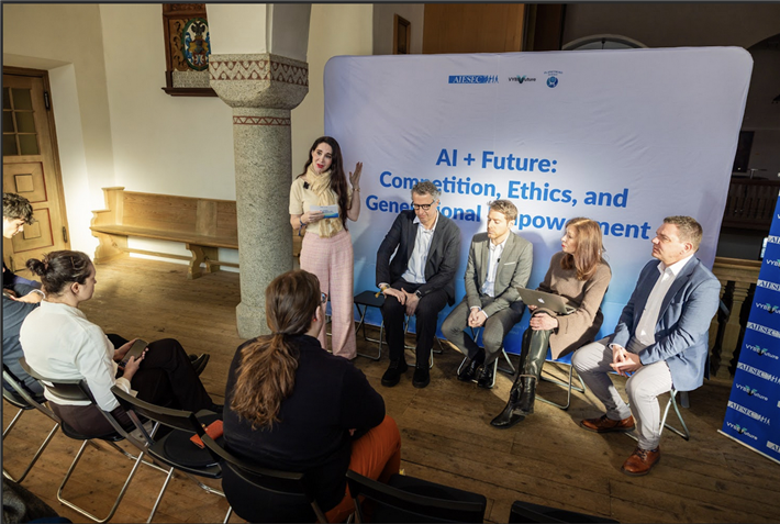 Von links nach rechts: Prof. Dr. Anabel Ternes von Hattburg, Stefan Schoepfel, Alan Saas, Prof. Dr. Verena Metze-Mangold, Robert Szilinski &copy; Anabel Ternès