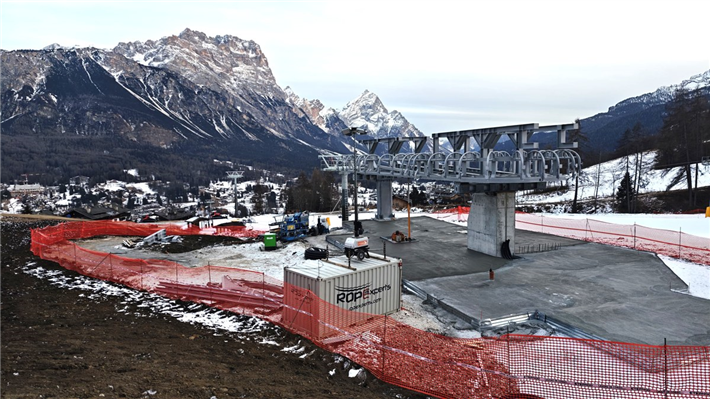 Eine der umstrittensten Olympio-Baustellen: Die Gondelbahn Apollonia-Socrepes in Cortina. &copy; Fabio Tullio