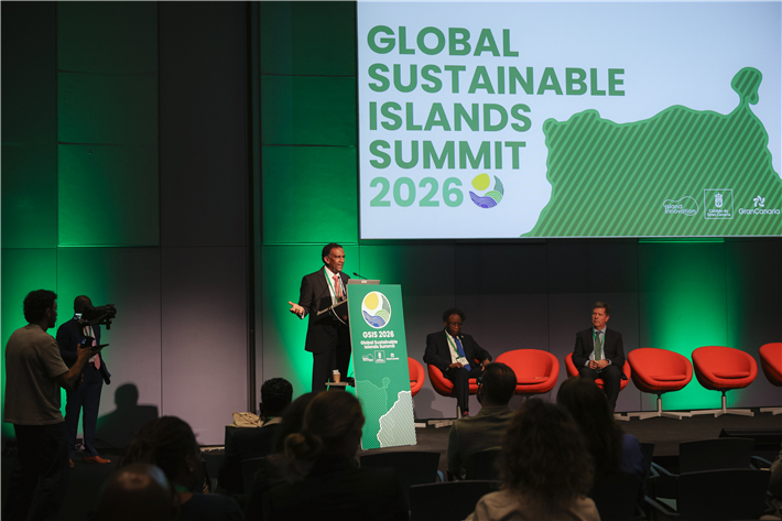 &copy; Island Innovation