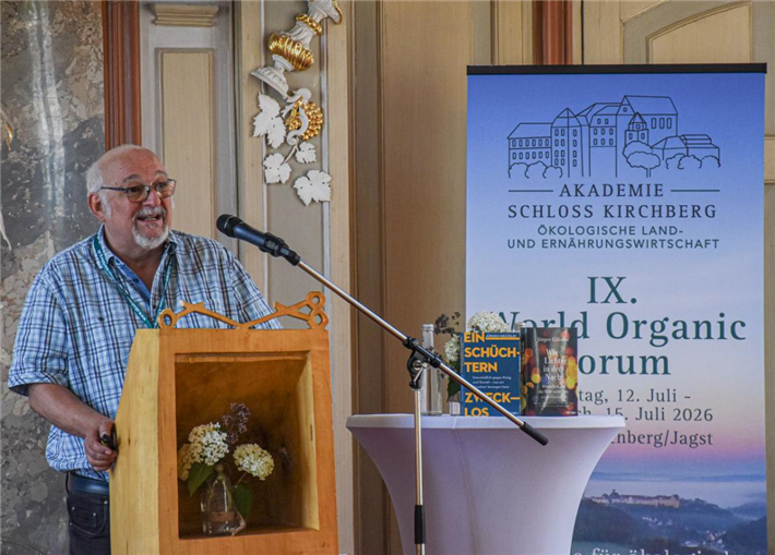 Jürgen Grässlin, einer der Sprecher der Deutschen Friedensgesellschaft - Vereinigte KriegsdienstgegnerInnen &copy; Akademie Schloss Kirchberg