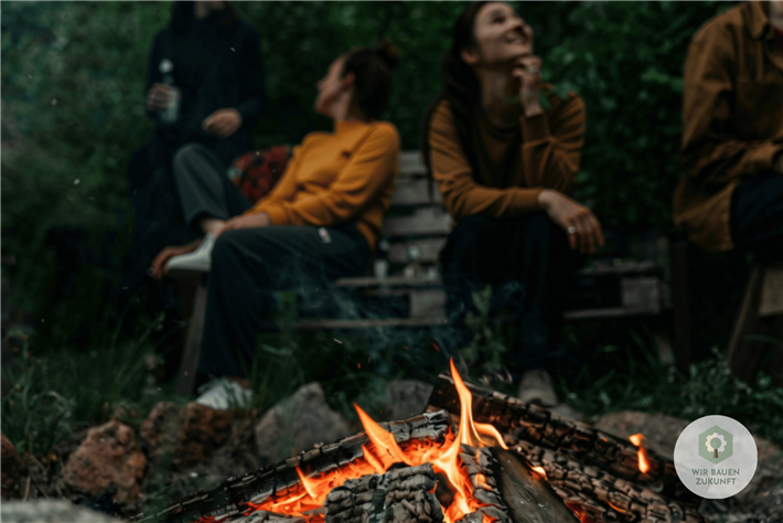 Knisterndes Lagerfeuer &copy; Michael Taterka